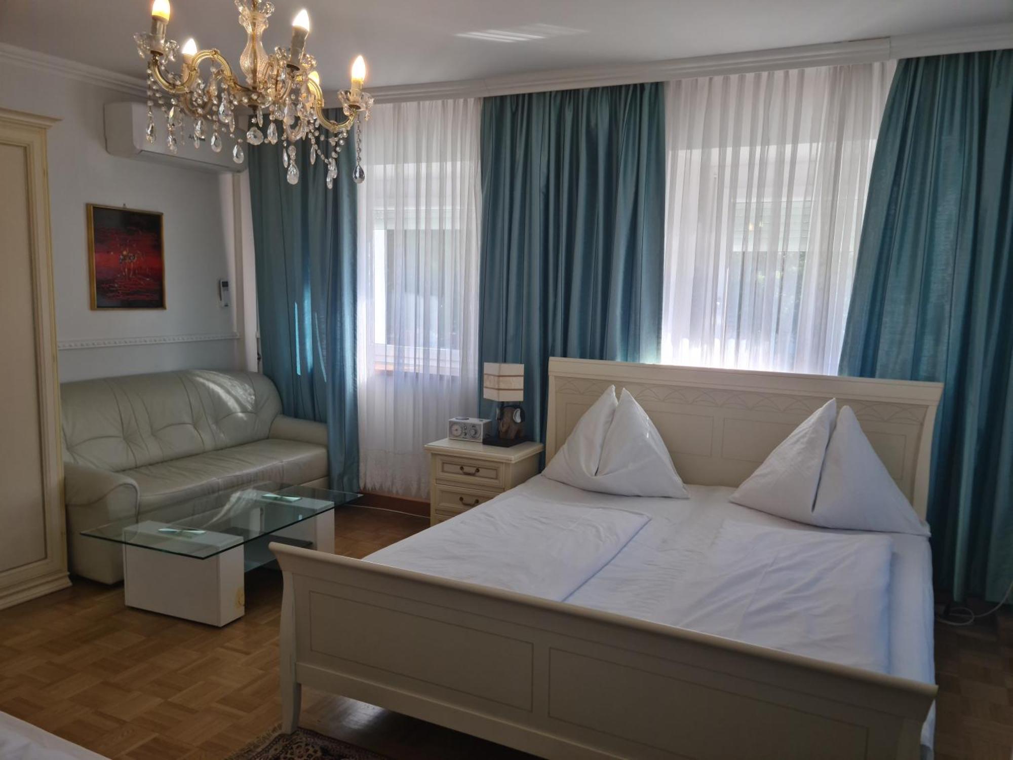 Hoeckner Plaza Hotel Attnang-Puchheim Εξωτερικό φωτογραφία