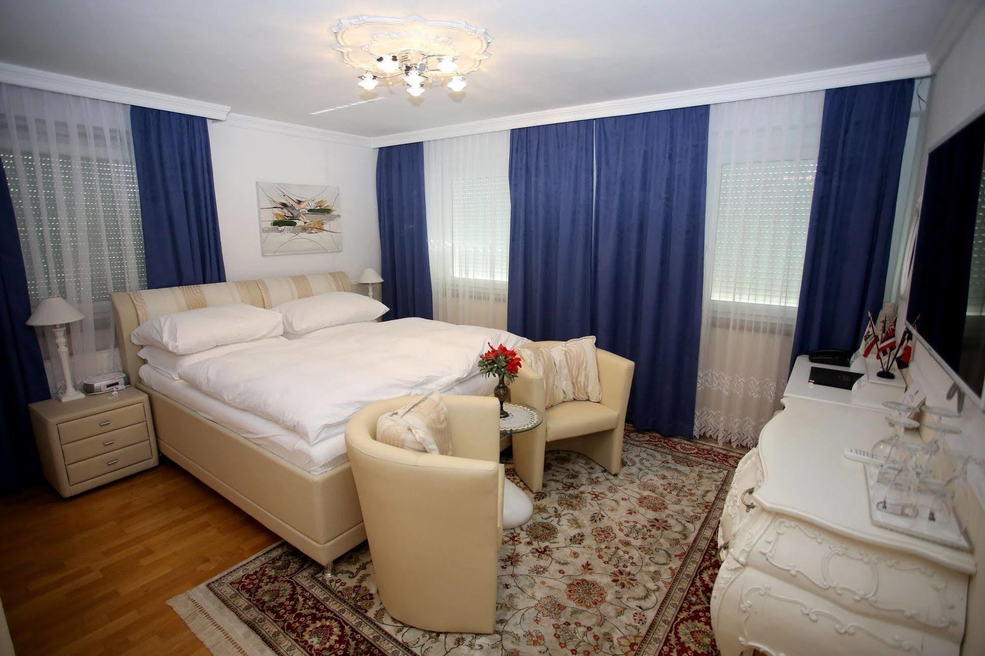 Hoeckner Plaza Hotel Attnang-Puchheim Εξωτερικό φωτογραφία