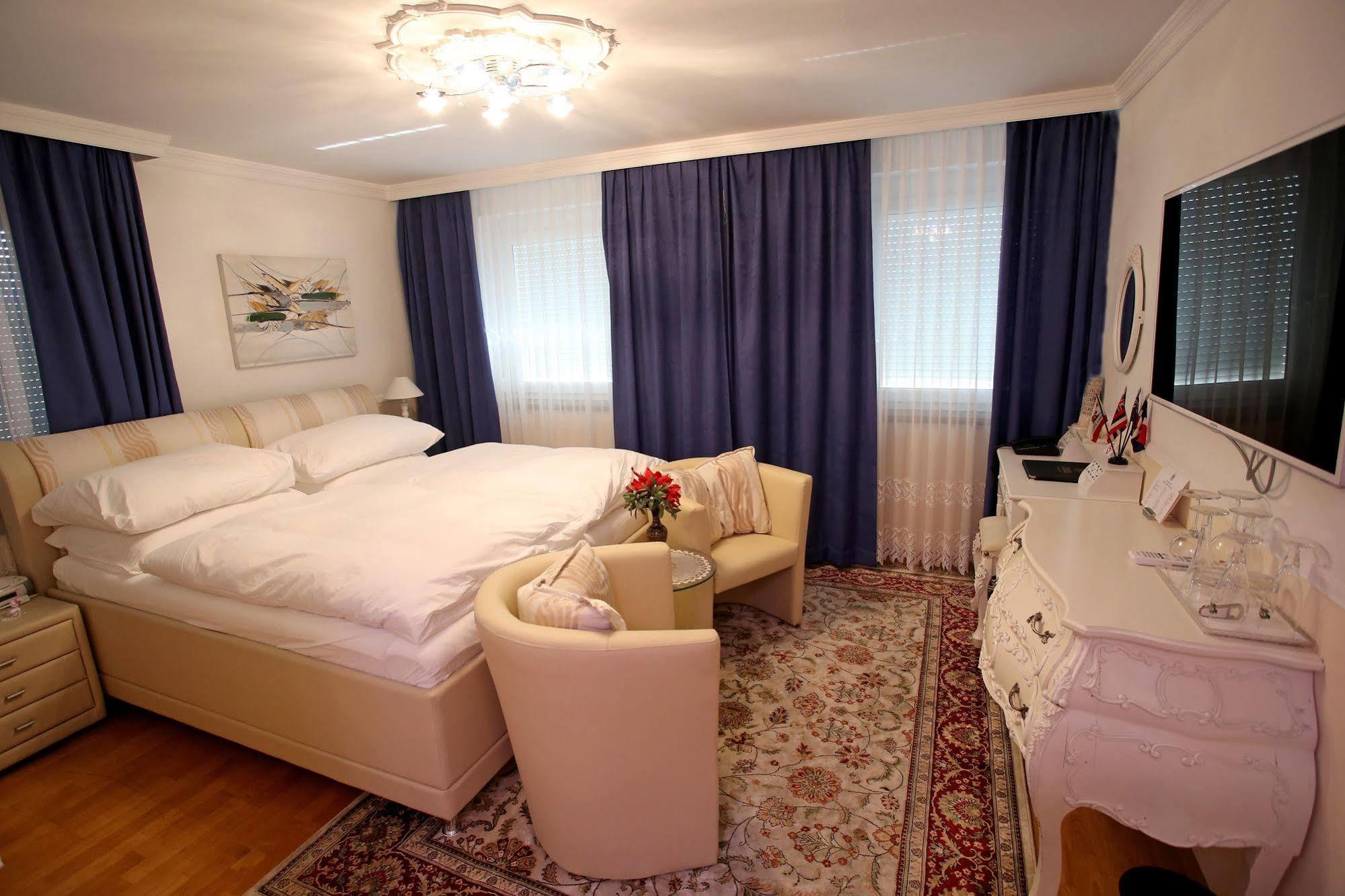 Hoeckner Plaza Hotel Attnang-Puchheim Εξωτερικό φωτογραφία