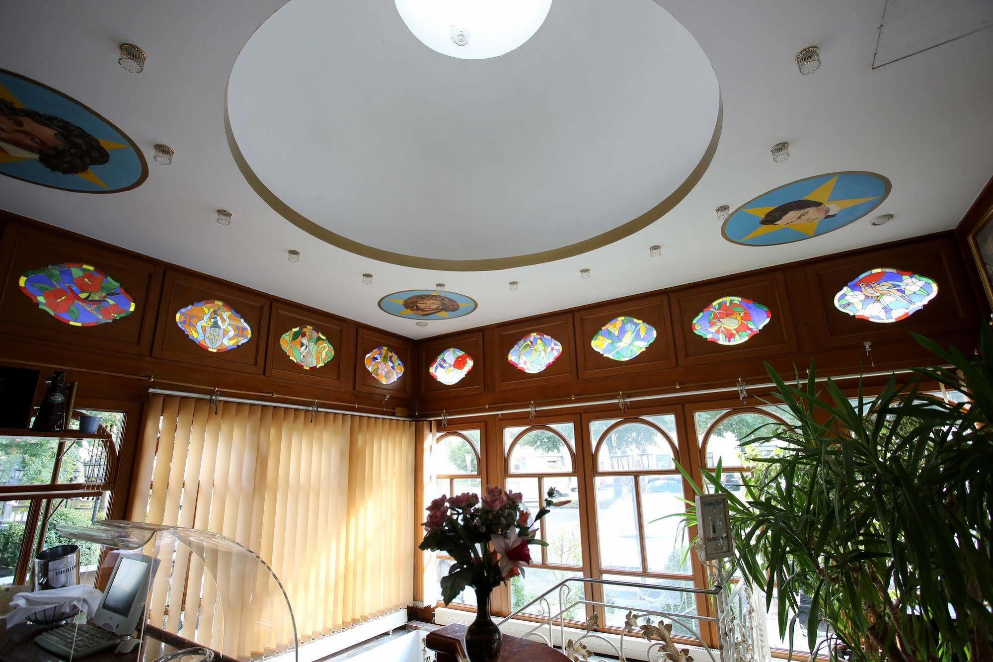 Hoeckner Plaza Hotel Attnang-Puchheim Εξωτερικό φωτογραφία